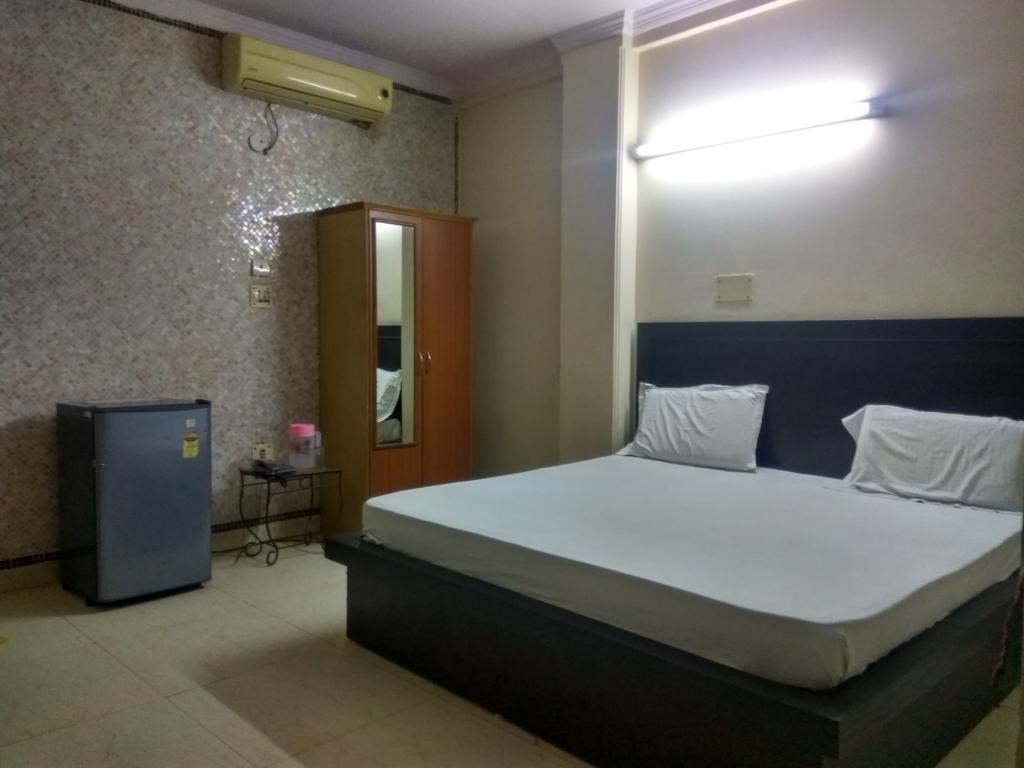 Hotel Pearl Plaza New Delhi Ngoại thất bức ảnh